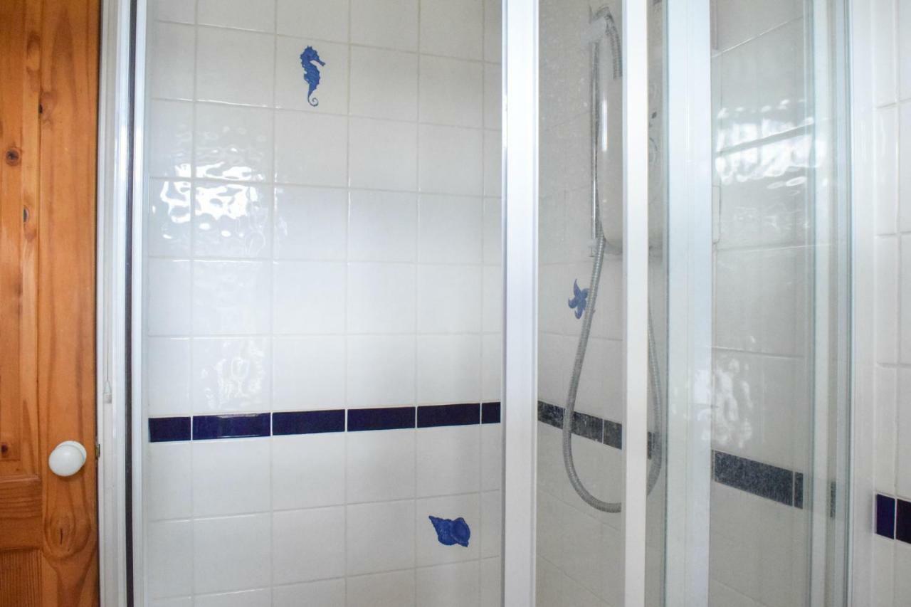 לונדון 3 Bedroom Family House With A Superb Kitchen And Garden מראה חיצוני תמונה